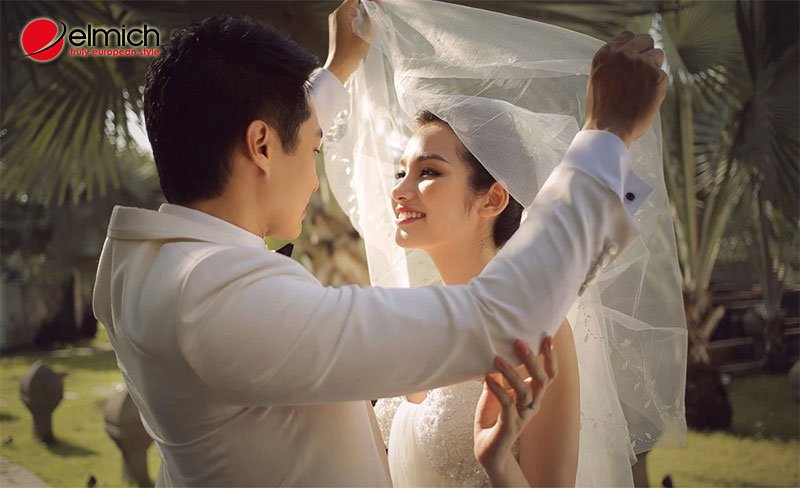 Hình 7: Hôn nhân của người tuổi Tuất khá êm đềm và hạnh phúc